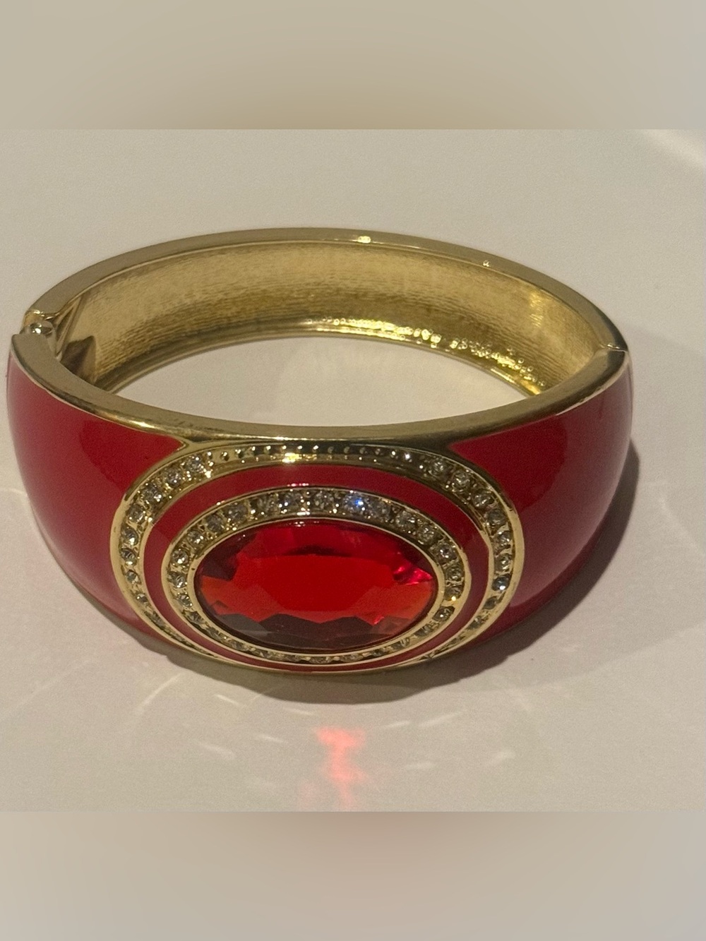 New No Tag Avalaya Gold-Tone Ruby Red Crystal Closed Hinged Cuff Clamper Bangle